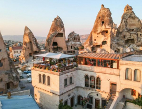 Гостиница Cappadocia Cave Land Hotel  Гёреме